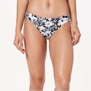 Lululemon Coastline Bikini Bottoms NWOT